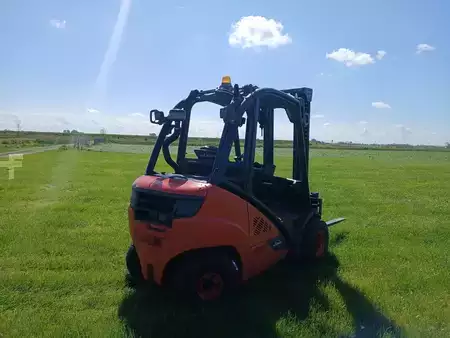Ruwterreinheftrucks 2014  Linde H20D-02/600 evo. (8)