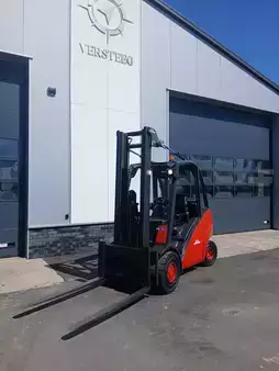 Wózki widłowe diesel 2005  Linde H30D (6)