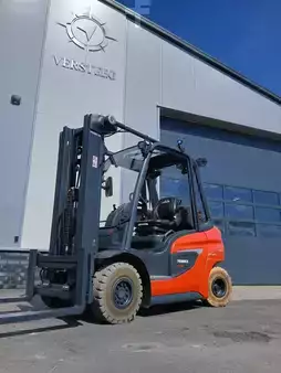 Gázüzemű targoncák 2020  Linde H25T-01 (3)