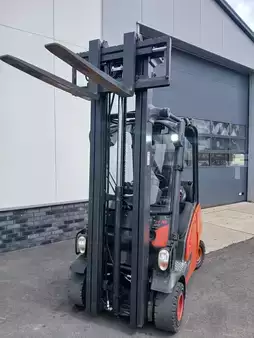Diesel gaffeltruck 2018  Linde H18D-01 (5)