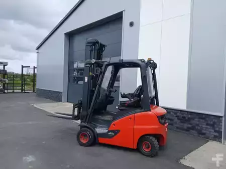 Diesel gaffeltruck 2018  Linde H18D-01 (7)