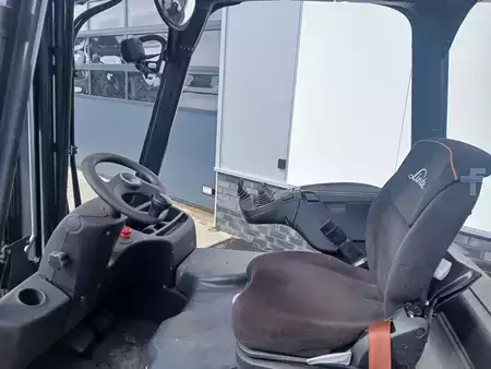 Eléctrico - 4 rodas 2018  Linde E18PH-02 (15)