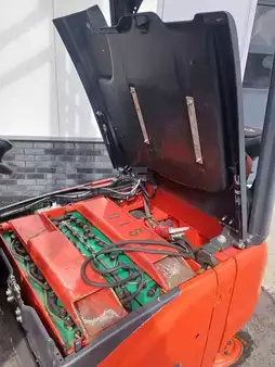 Eléctrico - 4 rodas 2018  Linde E18PH-02 (18)