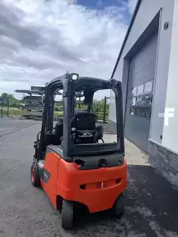Eléctrico - 4 rodas 2018  Linde E18PH-02 (7)