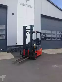Eléctrico - 4 rodas 1998  Linde E16 (2)