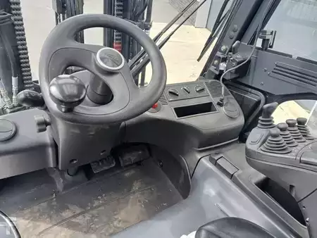 Elektrisk- 4 hjul 2017  Linde E25-01 (12)
