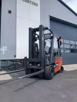 Elektrisk- 4 hjul 2017  Linde E25-01 (3)
