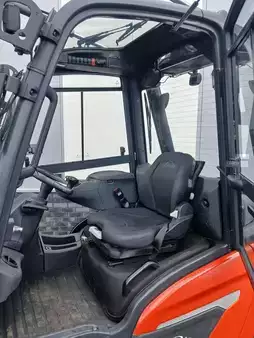 Dízel targoncák 2020  Linde H25D-01 (10)