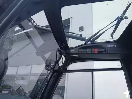 Dízel targoncák 2020  Linde H25D-01 (15)