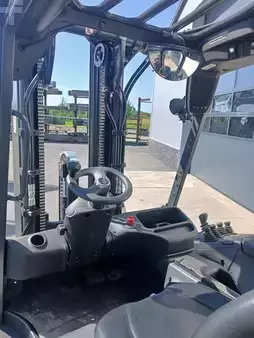 Elektromos 4 kerekű 2020  Linde E25-01 (11)