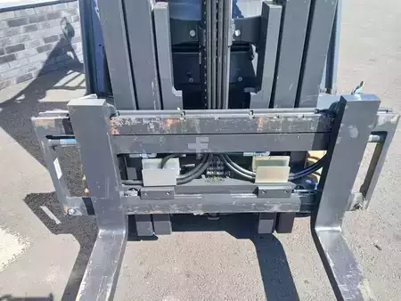 Elektromos 4 kerekű 2020  Linde E25-01 (15)