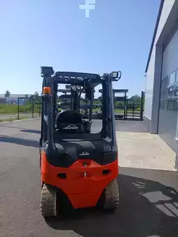 Elektromos 4 kerekű 2020  Linde E25-01 (7)