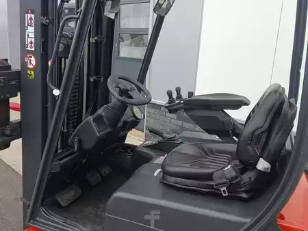 Elektromos 4 kerekű 1998  Linde E18 (11)