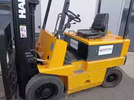 Elektromos 4 kerekű - Linde E25 (10)