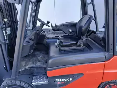 Sähkö - 4 pyör 2015  Linde E30-01 (12)