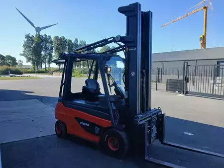 Sähkö - 4 pyör 2015  Linde E30-01 (2)