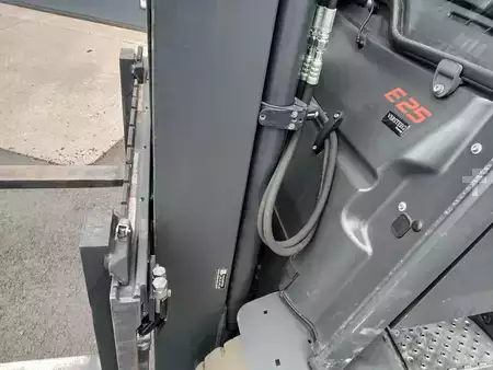 Elektryczne 3-kołowe 2018  Linde E25HL-01/600 (12)