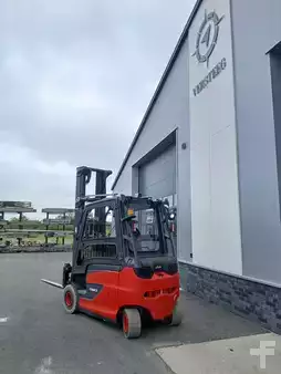 Elektryczne 3-kołowe 2018  Linde E25HL-01/600 (6)