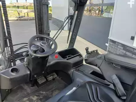 Eléctrico - 3 rodas 2016  Linde E35L-01 (12)
