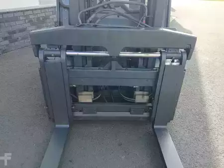 Eléctrico - 3 rodas 2016  Linde E35L-01 (14)