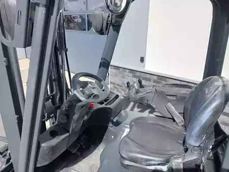 Eléctrico - 3 rodas 2018  Linde E12-02 (10)