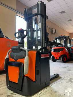 Stacker pedestre 2015  BT SPE 120 (1)