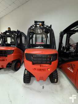 Carretilla elevadora diésel 2015  Linde H25D-02/600 (1)