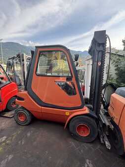 Carretilla elevadora diésel - Linde H30 (5)