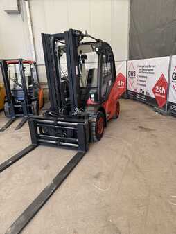 Treibgasstapler 2018  Linde H40T-02  (1)