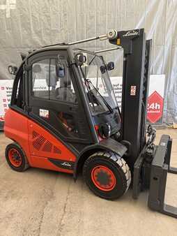 Treibgasstapler 2018  Linde H40T-02  (4)