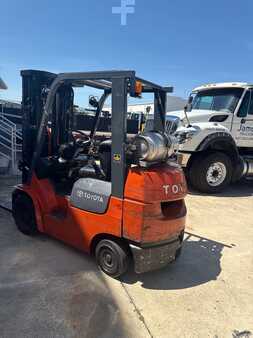 Propane Forklifts 2003  Toyota 7FGCU25 (4)