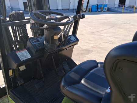 Propane Forklifts  Climax CGC55L (7)