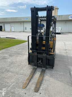 Propane Forklifts 2016  CAT Lift Trucks 2C6000 (4)