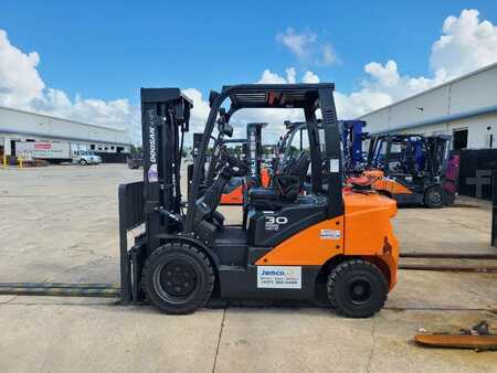 Propane Forklifts 2023  Doosan G30E-7 (1)