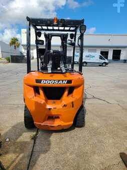 Propane Forklifts 2023  Doosan G30E-7 (2)