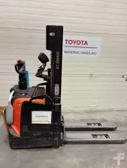 Ruční vysokozdvižný vozík 2018  Toyota SPE120L (1)