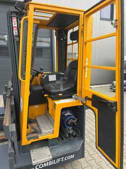 Vierweg zijlader 2009  Combilift C3000 - TRIPLEX (9)