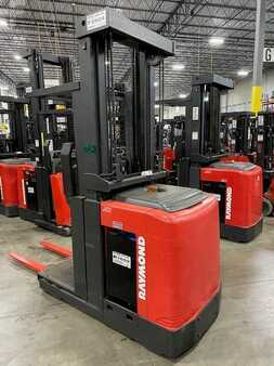 Horizontal order picker 2015  Raymond 550-OPC30TT (1)
