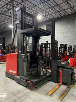 Carretilla pasillo estrecho 2014  Raymond 960-CSR30T (1)