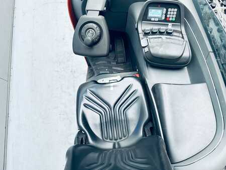 Reach Truck 2013  BT RRE 160 (6)