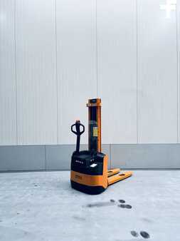 Wózek wysokiego podnoszenia 2001  Still EGV 10 (4)