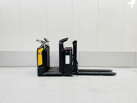 Preparador de pedidos horizontal 2018  CAT Lift Trucks NO 10 NEFP (1)