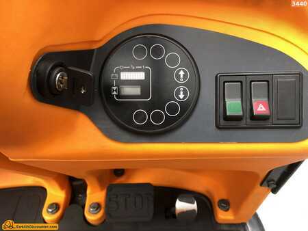 Tahač 2008  Still R 06 (7)