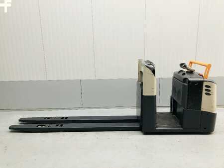 Horizontal-Kommissionierer 2012  Crown GPC 3040 (3)