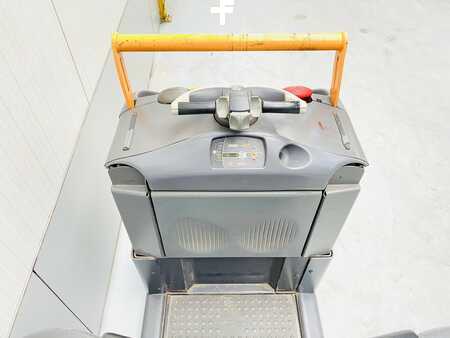 Horizontal-Kommissionierer 2010  Crown GPC 3040 (5)