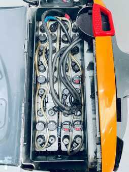 Transpalettes éléctriques 2016  Still EXU 18 (10)