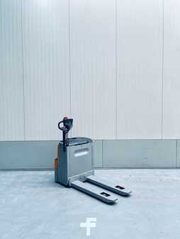 Transpalettes éléctriques 2016  Still EXU 18 (4)