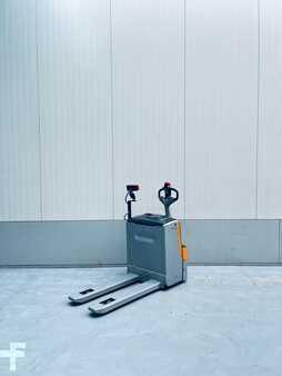 Transpalettes éléctriques 2016  Still EXU 18 (5)