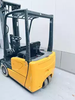 Eléctrica de 3 ruedas 1999  Jungheinrich EFG-DF 13 (3)