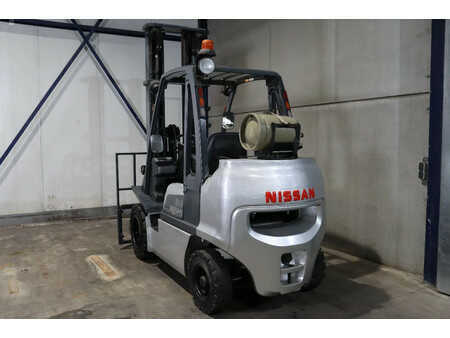 LPG VZV 2011  Nissan A30LQ (6)